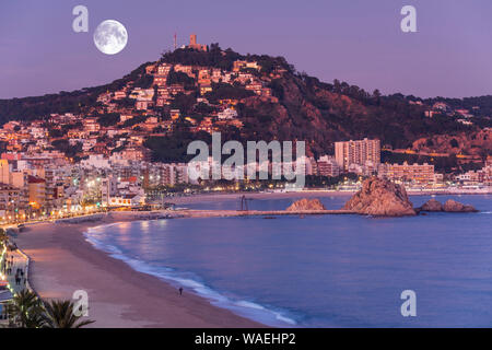 Spiaggia SABANELL CITTÀ VECCHIA Blanes Costa Brava Girona Catalogna SPAGNA Foto Stock