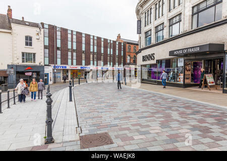 Binns / House of Fraser store sulla riga alta e angolo Blackwellgate in Darlington,l'Inghilterra,UK Foto Stock