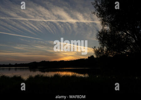 Tramonto sul loch Linlithgow Foto Stock