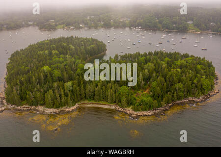 Harbour Island, a forma di cuore ad isola che si trova all'entrata di Bucks Harbor Maine Foto Stock