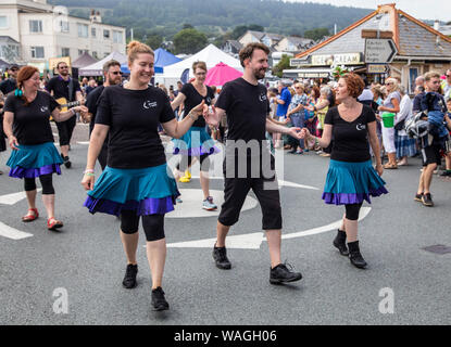 Morris ballerini folk a Sidmouth Folk Week Festival 2019 Foto Stock