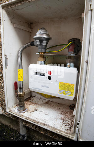 British Gas - Landis+Gry G470 Gas smart meter in un cabinet esterno Foto Stock