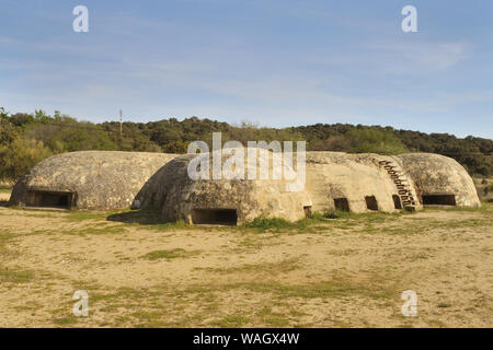 Blockhaus 13, grande bunker della Guerra Civile spagnola (1936-39) in Colmenar de Arroyo, Madrid. Foto Stock