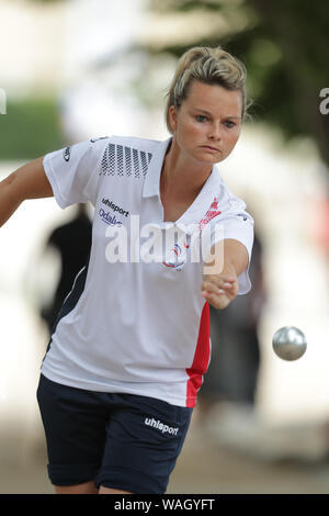 Durante il mese di luglio sono effettuate il più grande del mondo di torneo di bocce gioco di Provenza a Marsiglia in Francia. Più di 12.000 giocatori Foto Stock