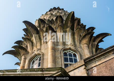 Il Dunmore ananas edificio in Dunmore Park, Airth, Scozia. Costruito 1761 come station wagon ESTATE la casa e il giardino di follia. Foto Stock