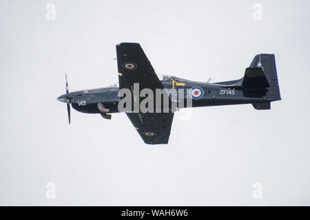 Breve Tucano dal Royal Air Force per display di acrobazia aerea Foto Stock