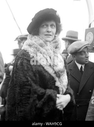 Lady Astor, Nancy Witcher Langhorne Astor, Viscountess Astor, (1879-1964) Foto Stock