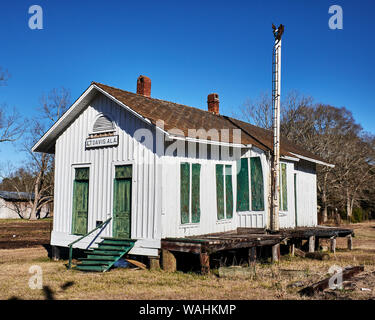 Abbandonata la ferrovia, treno, deposito merci nelle zone rurali a Fort Davis, Alabama, Stati Uniti d'America. Foto Stock