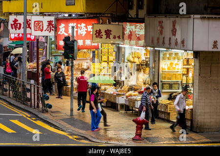 Sera street scene sull isola di Hong Kong, Hong Kong, Cina. Foto Stock