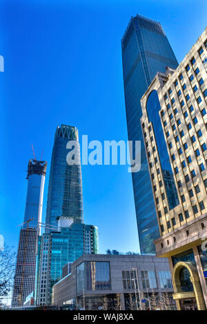 Vecchi e nuovi edifici, Guomao Central Business District, Pechino, Cina. Foto Stock