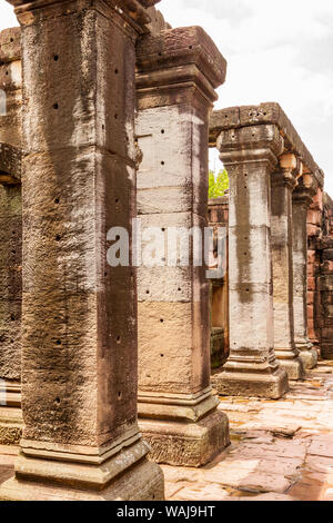 Thailandia. Phimai Historical Park. Rovine dell antico tempio Khmer complesso. Foto Stock