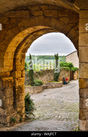 Francia, Cordes-sur-Ciel. Una vista della campagna. Foto Stock