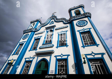 Portogallo Azzorre, l'isola di Terceira, Praia da Vitoria. Igreja do Santo Cristo chiesa Foto Stock
