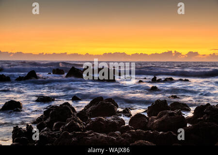 Sunrise a Laupahoehoe Beach Park, Hamakua Coast, Big Island delle Hawaii, Foto Stock