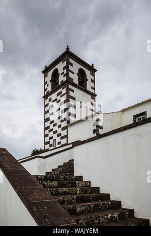 Portogallo Azzorre, Santa Maria Island, Espírito Santo. Igreja de Nossa Senhora da Purificacao chiesa esterno Foto Stock