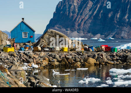 La Groenlandia, Uummannaq. Il ghiaccio riempie il porto. Foto Stock