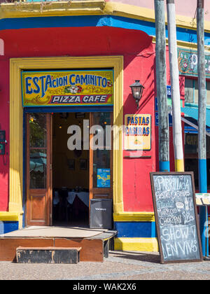 La Boca, questo quartiere è una delle attrazioni principali di Buenos Aires, capitale dell'Argentina. (Solo uso editoriale) Foto Stock