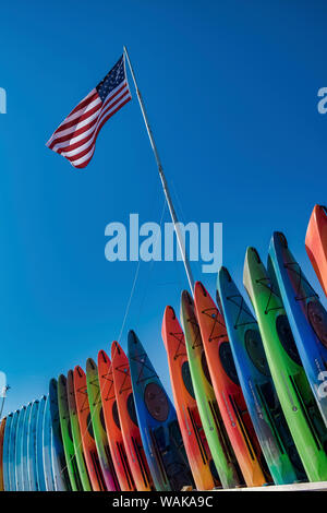 Kayaks impilati su un Beach, Florida, Stati Uniti d'America Foto Stock