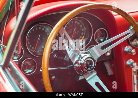 Stati Uniti d'America, Massachusetts, Beverly. Auto d'epoca, 1960 Corvette Sting Ray, interno Foto Stock