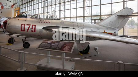 Il Mikoyan-Gurevich MiG-15 jet fighter aircraft, Boeing il Museo del Volo, Boeing Field, Tukwila, nello Stato di Washington, USA Foto Stock