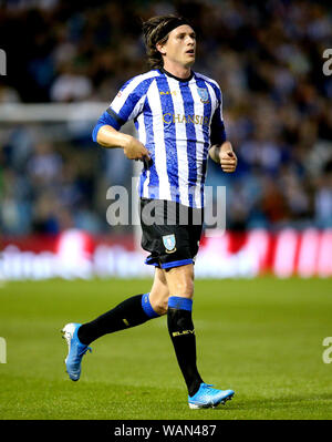 Sheffield mercoledì è Adam raggiungere in azione durante il cielo di scommessa match del campionato a Hillsborough, Sheffield. Foto Stock