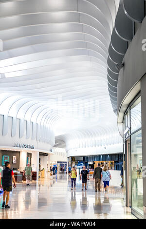 Icona, uscita centro commerciale dell'Arena O2, North Greenwich, London, Regno Unito Foto Stock