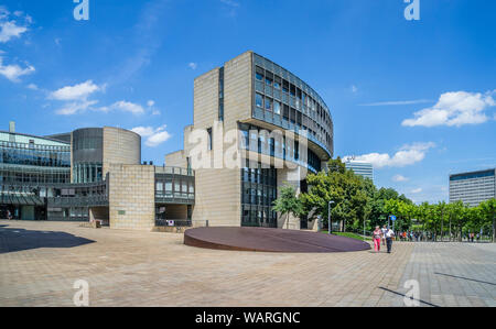 Vista esterna del membro del parlamento del Land Renania settentrionale-Vestfalia (Landtag), Düsseldorf, Renania settentrionale-Vestfalia, Germania Foto Stock