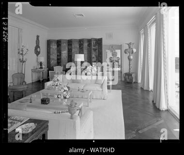 Il dott. e la Sig.ra Leon Levy, residence a 1409 S. Ocean Blvd., Palm Beach. Foto Stock