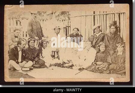 Il Duca di Edimburgo con il tahitiano royal ladies 1870. Foto Stock