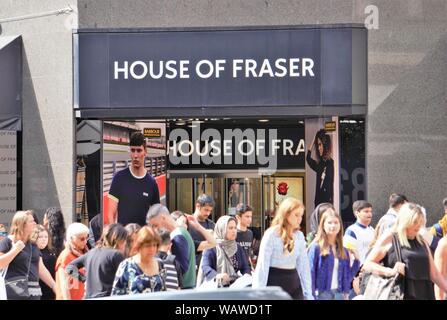 Ingresso alla House of Fraser department store in Oxford Street, London, Regno Unito Foto Stock