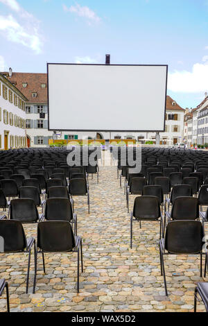 La piazza del mercato di Basilea sarà ancora una volta trasformato in un outdoor movie theater. La Svizzera. Foto Stock