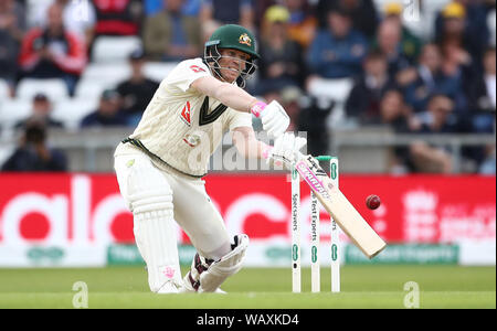 Australia David Warner pipistrelli durante il primo giorno del terzo ceneri Test match a Headingley, Leeds. Foto Stock