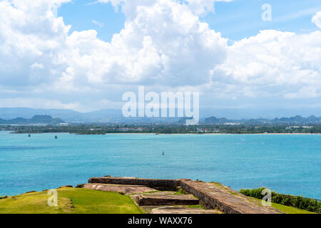 Ocean orizzonte dal Forte San Felipe del Morro Puerto Rico. Foto Stock