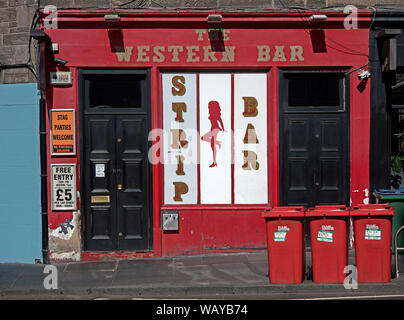 Vista esterna del Western Bar, una striscia bar e lap dancing venue in Porta Ovest, Edimburgo, Scozia, Regno Unito. Foto Stock