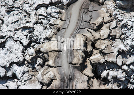 La valle con i vulcani di fango, Azerbaigian Foto Stock