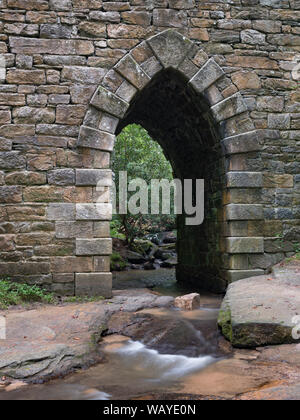 Poinsett ponte su poco spazio Creek. Il più antico ponte di Carolina del Sud. Costruito nel 1820 e chiamato con il nome di Joel Roberts Poinsett. Entro il Poinsett BRI Foto Stock