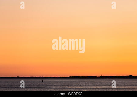 Norderney, Weststrand, Strand, Meer, Himmel, Juist; Sonnenuntergang Foto Stock