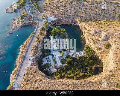 Vouliagmeni lago a Atene, Grecia Foto Stock