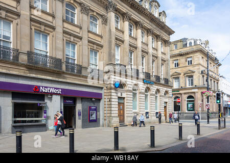 Le banche retail, Fawcett Street, Sunderland, Tyne and Wear, England, Regno Unito Foto Stock