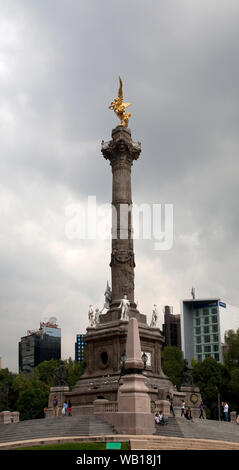 L'Angelo dell'indipendenza colonna nella Città del Messico Foto Stock