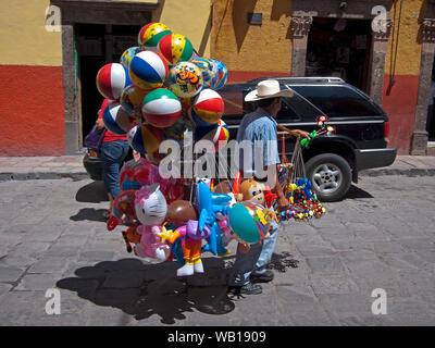 San Miguel De Allende, una città e un comune nella regione di Guanajuato in Messico centrale. Il centro storico è un Sito Patrimonio dell'umanità. Foto Stock