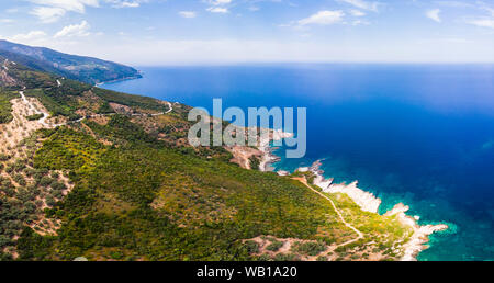 La Grecia, Pelion, Pagasetic Gulf, suono di Trikeri, Regione Volos, vista aerea di costa Pelion Foto Stock