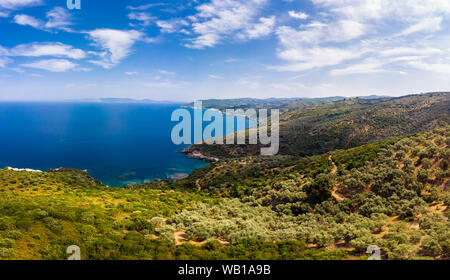 La Grecia, Pelion, Pagasetic Gulf, suono di Trikeri, Regione Volos, vista aerea di costa Pelion Foto Stock