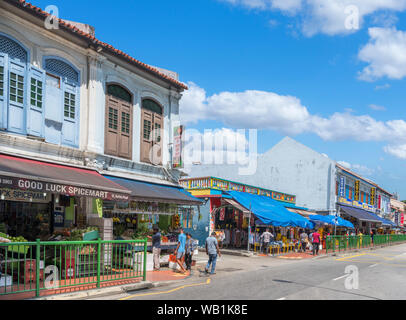 I negozi sulla strada di Buffalo in Little India, Singapore, Singapore Foto Stock