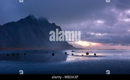 Vestrahorn, Stokksnes, Sud Est Islanda Foto Stock