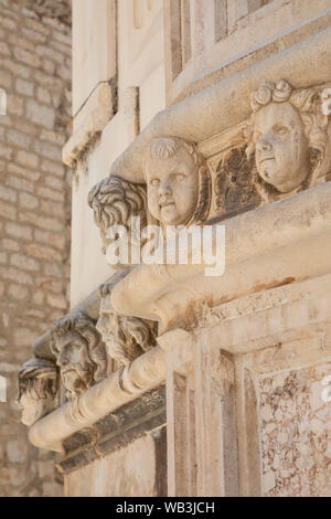 Ritratti rinascimentale presso la Cattedrale di San Giacomo di Sibenik, Croazia, Europa Foto Stock