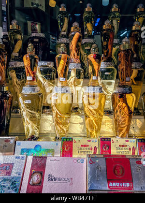 Seoul, Corea del Sud - 24 Settembre 2018 : Il Ginseng in vendita nei mercati di Seoul Foto Stock