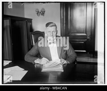 Earl J. Davis (Comitato Couzens), [8/18/24] Abstract/medio nazionale: Foto Azienda Collection Foto Stock