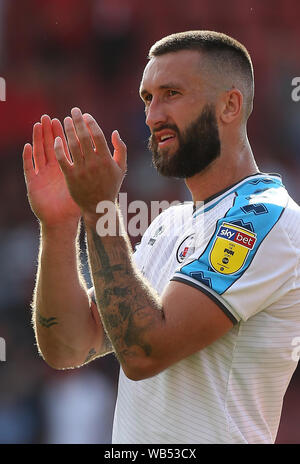 Londra, Regno Unito. 24 Ago, 2019. Crawley Town Ollie Palmer durante il Cielo lega Bet una corrispondenza tra il Leyton Orient e Crawley Town a Brisbane Road a Londra. Credito: teleobiettivo con immagini/Alamy Live News Foto Stock