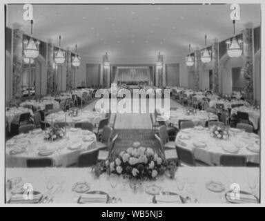 Essex House, colonnati. Abstract/medio: Collezione Gottscho-Schleisner Foto Stock